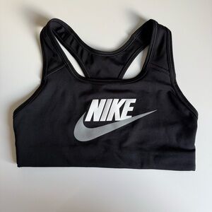 NWOT Nike Sports Bra